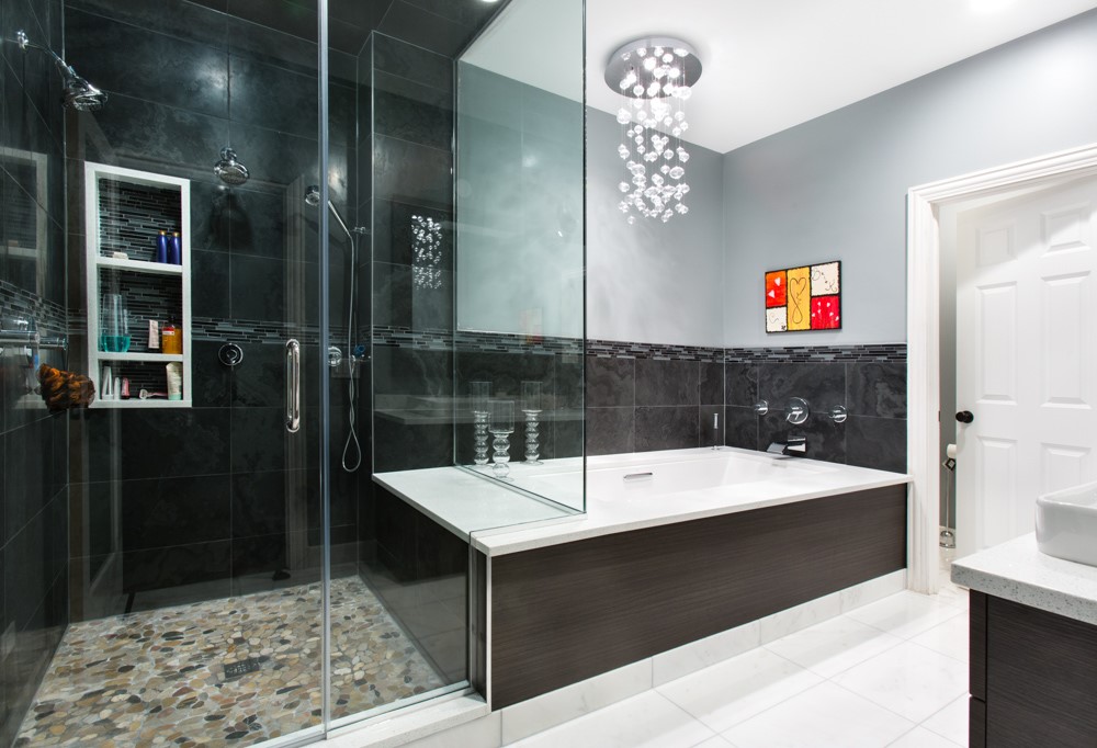 Master-Bathroom