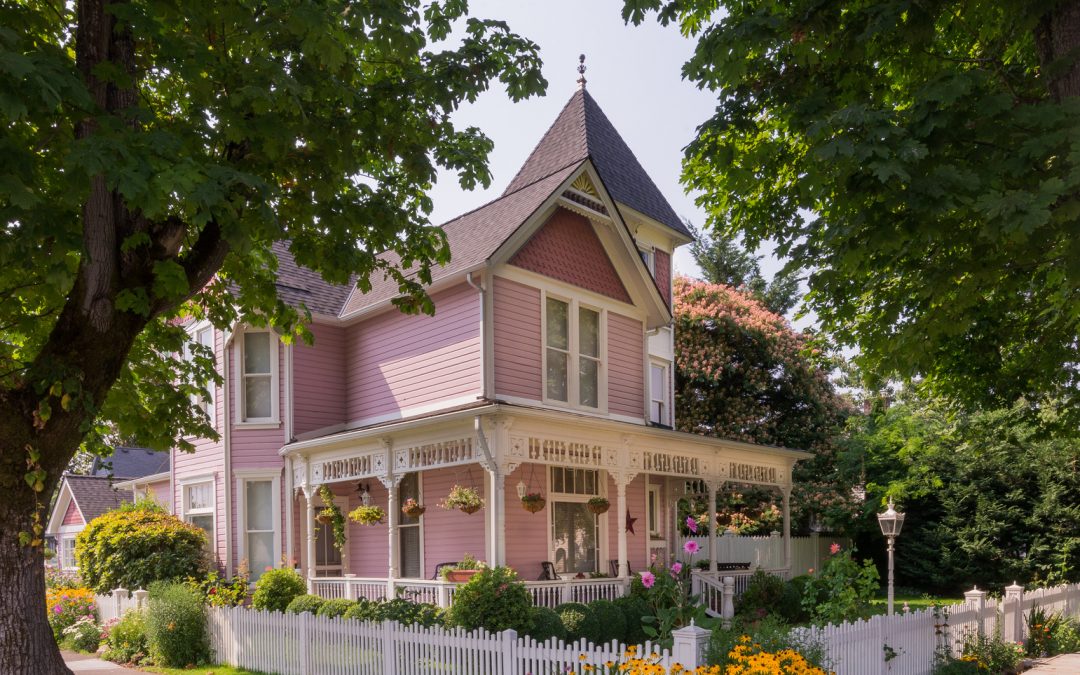 10 Tips to Keep in Mind When Buying an Old Home