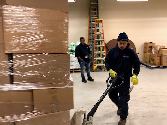 Mid-West-Moving-&-Storage-Mover