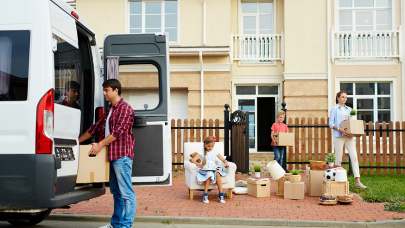 Family moving out of an apartment